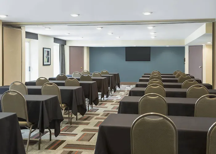 Four Points By Sheraton Buffalo Grove