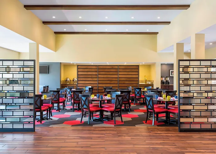 Hotel Four Points By Sheraton Buffalo Grove