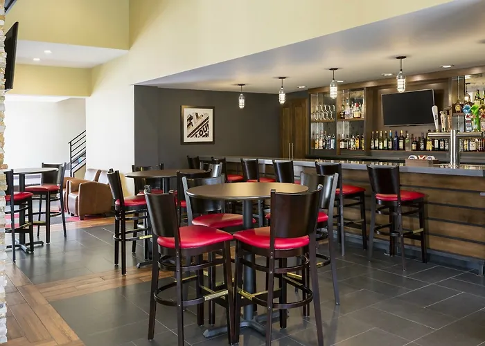 Four Points By Sheraton Hotel 3*