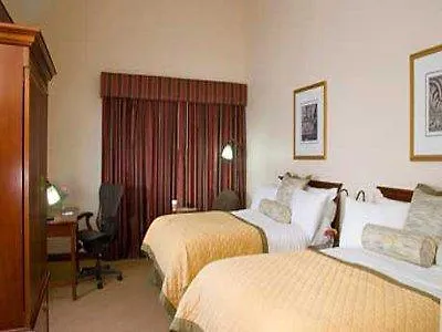 Four Points By Sheraton Hotel 3*