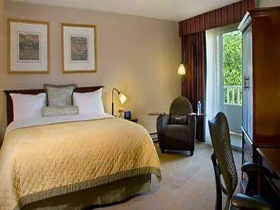 Four Points By Sheraton Hotel